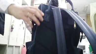 TWTP620-公司偷拍女员工换衣服上厕所,看了奶子又看逼 (2)